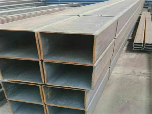 石峰Q355B无缝方管大厂出货